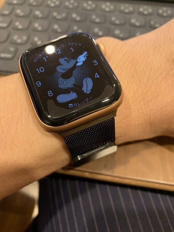 Apple Watch ガラスフィルム 気泡